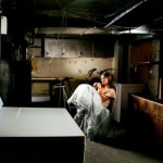 Девушка и стиральная машинка